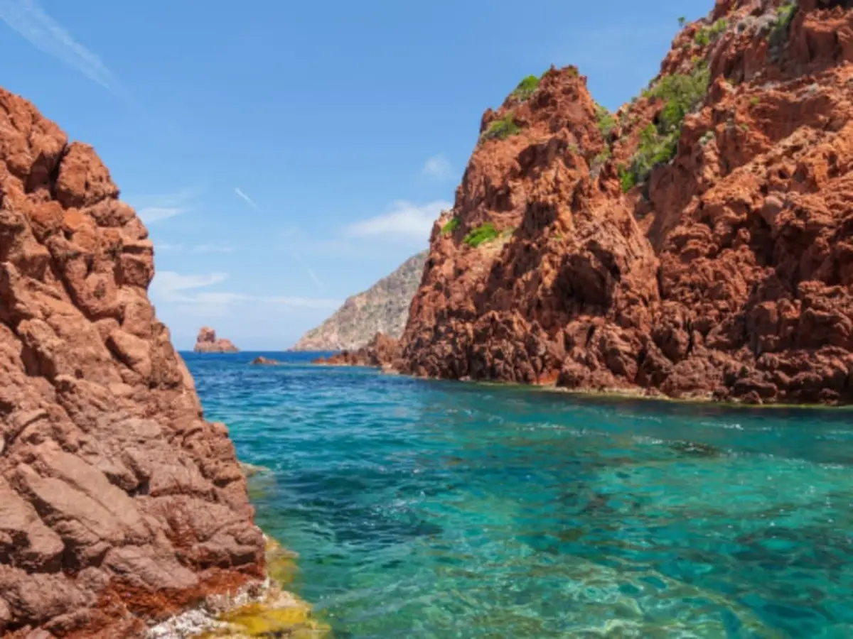 Location en journée d'un bateau sans permis à Galéria (20)