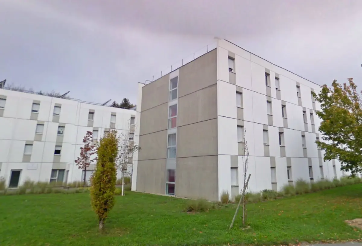 Le Crous, l'endroit où se renseigner pour les bourses et logements étudiants.