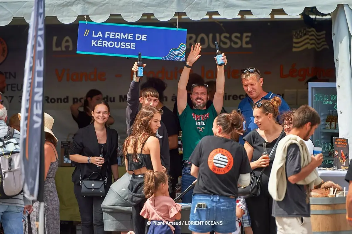 Plus qu'un &eacute;v&egrave;nement pour les amoureux de la mer, Lorient Oc&eacute;ans est un lieu de rencontre et de convivialit&eacute; 