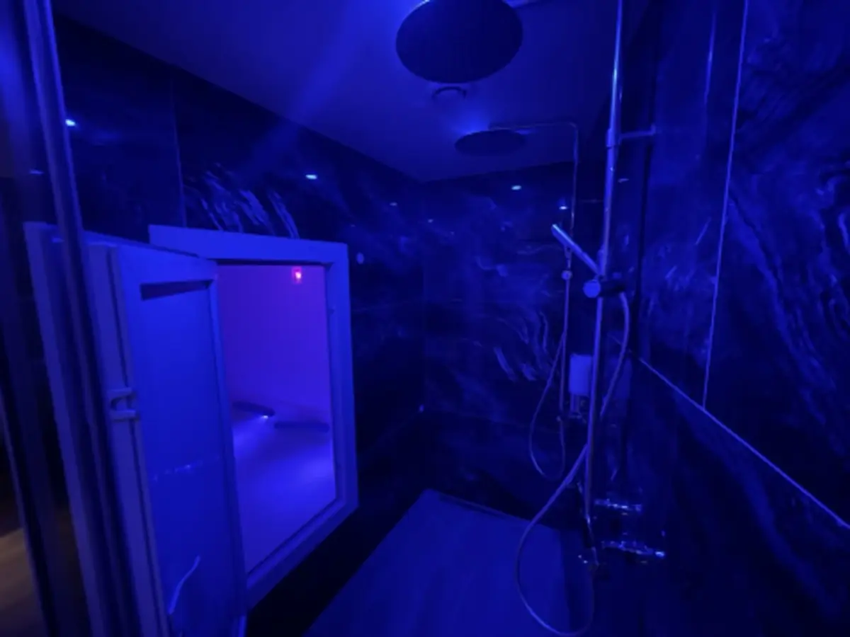 Lounge de flottaison sensorielle privatif à Paris 4e