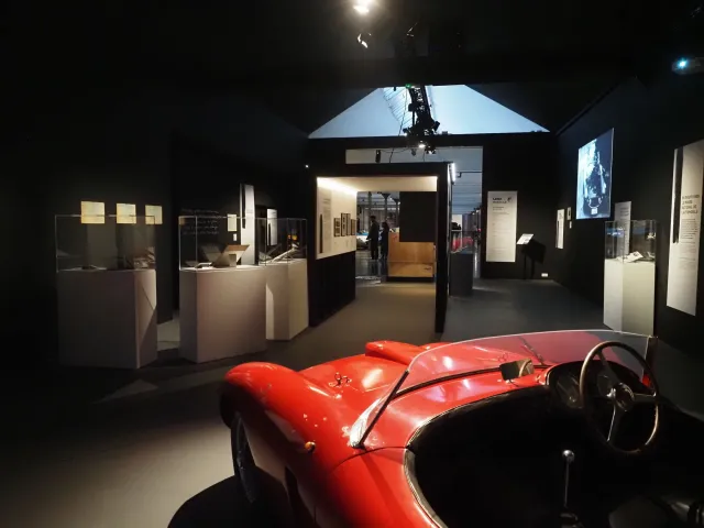 L\'expo Luigi Pericle met à l\'honneur l\'artiste suisse né à Bâle et fan de voiture