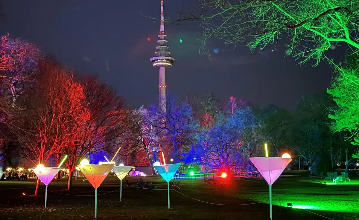 Des cocktails lumineux géants