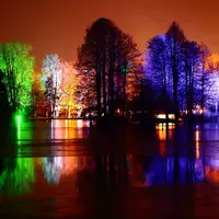 Reflets colorés sur le lac du Luisenpark DR