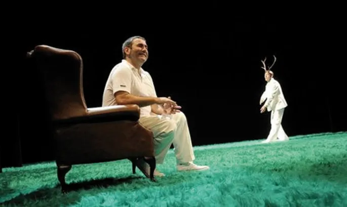 Sergi Lopez dans la pièce de théâtre 30/40, Livingstone, pour une première représentation  française