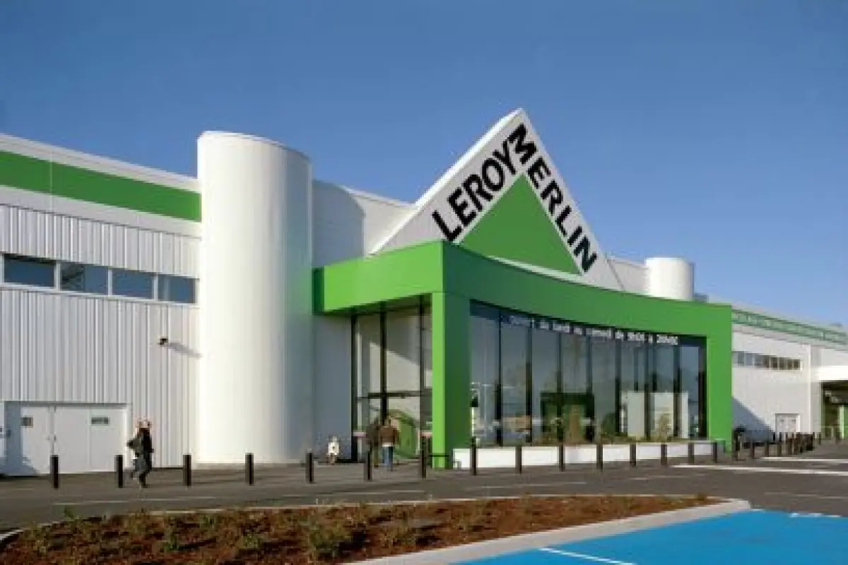 Les magasins Leroy Merlin possèdent des rayons pour tous types d'articles brico et déco