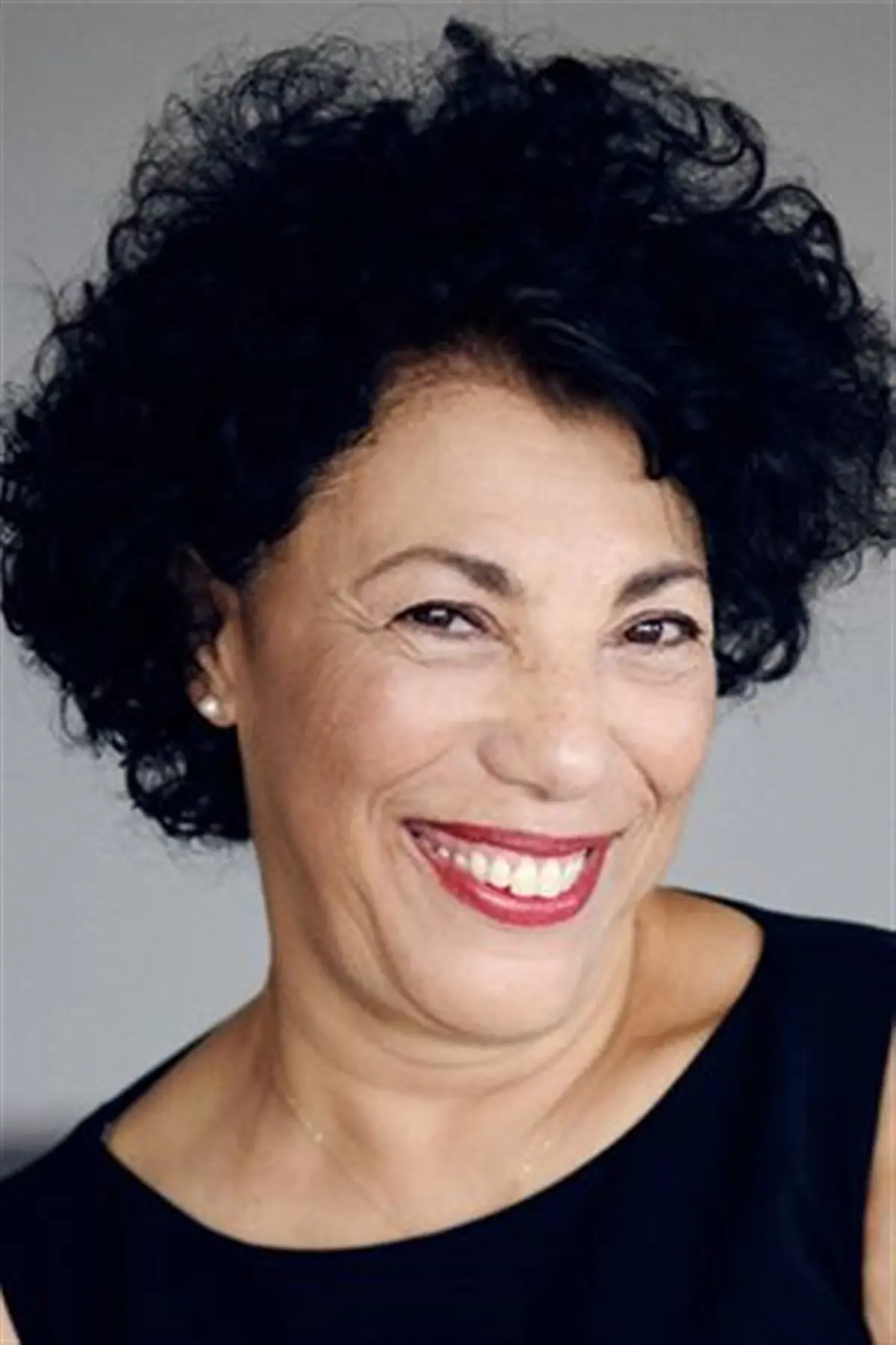 Malika Bellaribi, mezzo-soprano : Regard de Femme
