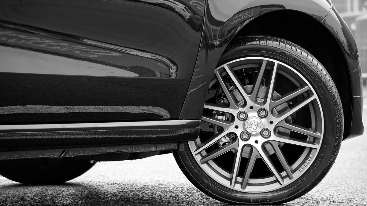 Manifestation 16e slalom automobile de Lezay