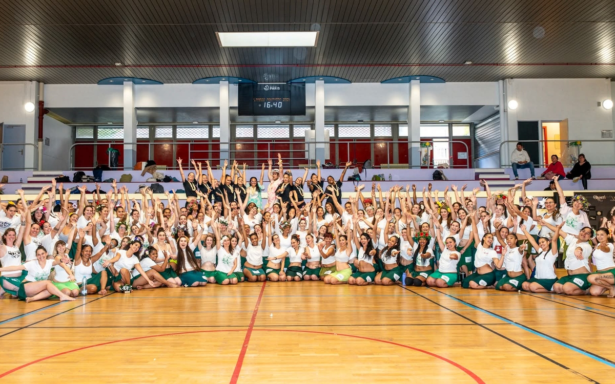 Photo de fin du Tamure Marathon 2025 by 'O Tahiti Nui
