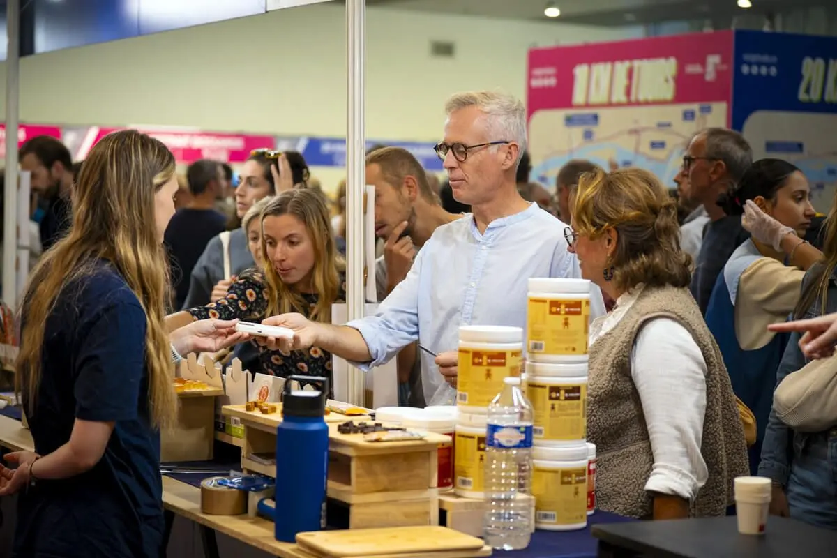 Le Salon Running Loire Valley se tient au Palais des Congr&egrave;s de Tours les deux jours pr&eacute;c&eacute;dant la course