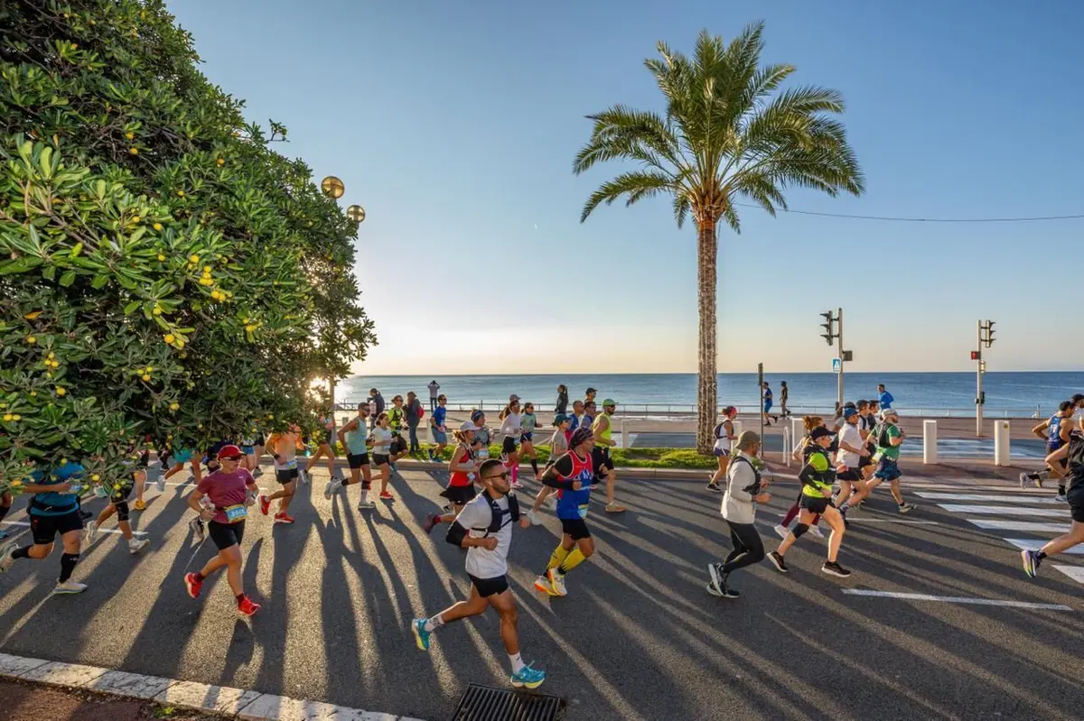 Marathon des Alpes-Maritimes Nice-Cannes : ambiance festive en bord de mer