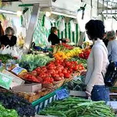 Marché à Latronquière
