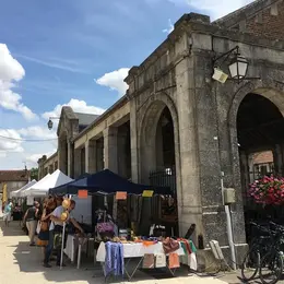 Marché artisanal et Produits du terroir