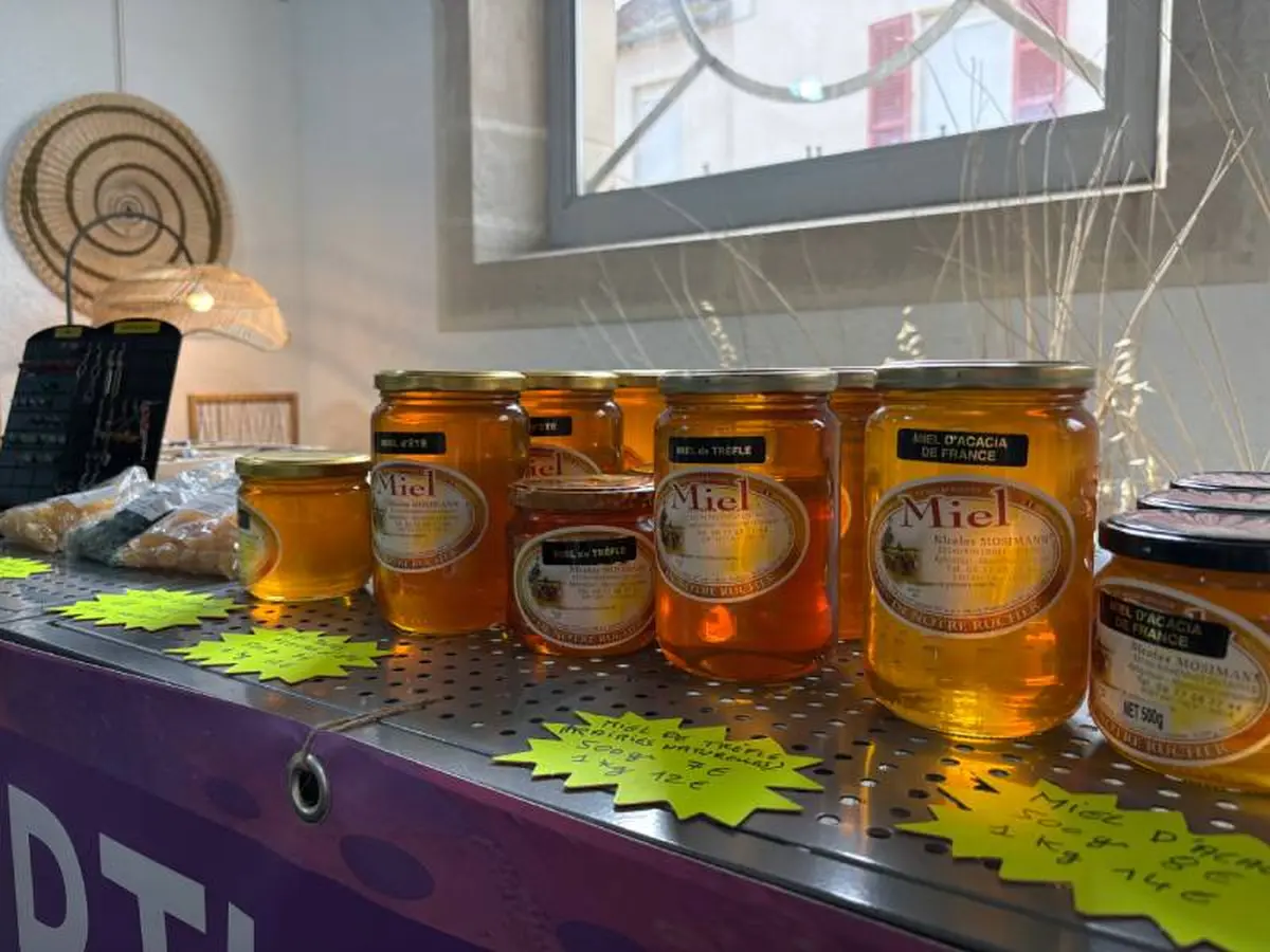Marché artisanal et saveurs