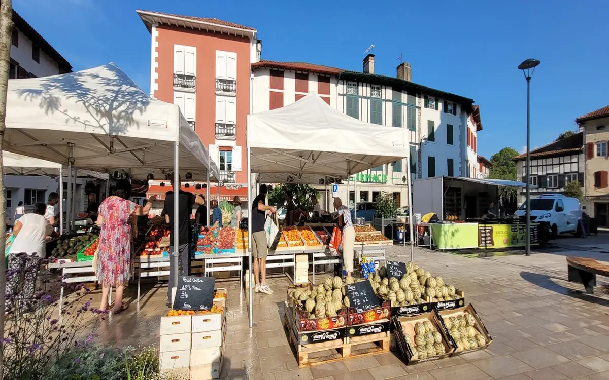 Marché aux produits fermiers