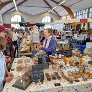 Marché aux produits locaux