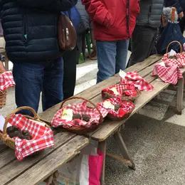 Marché aux Truffes à Lalbenque