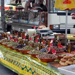 Marché d'été à Prayssac