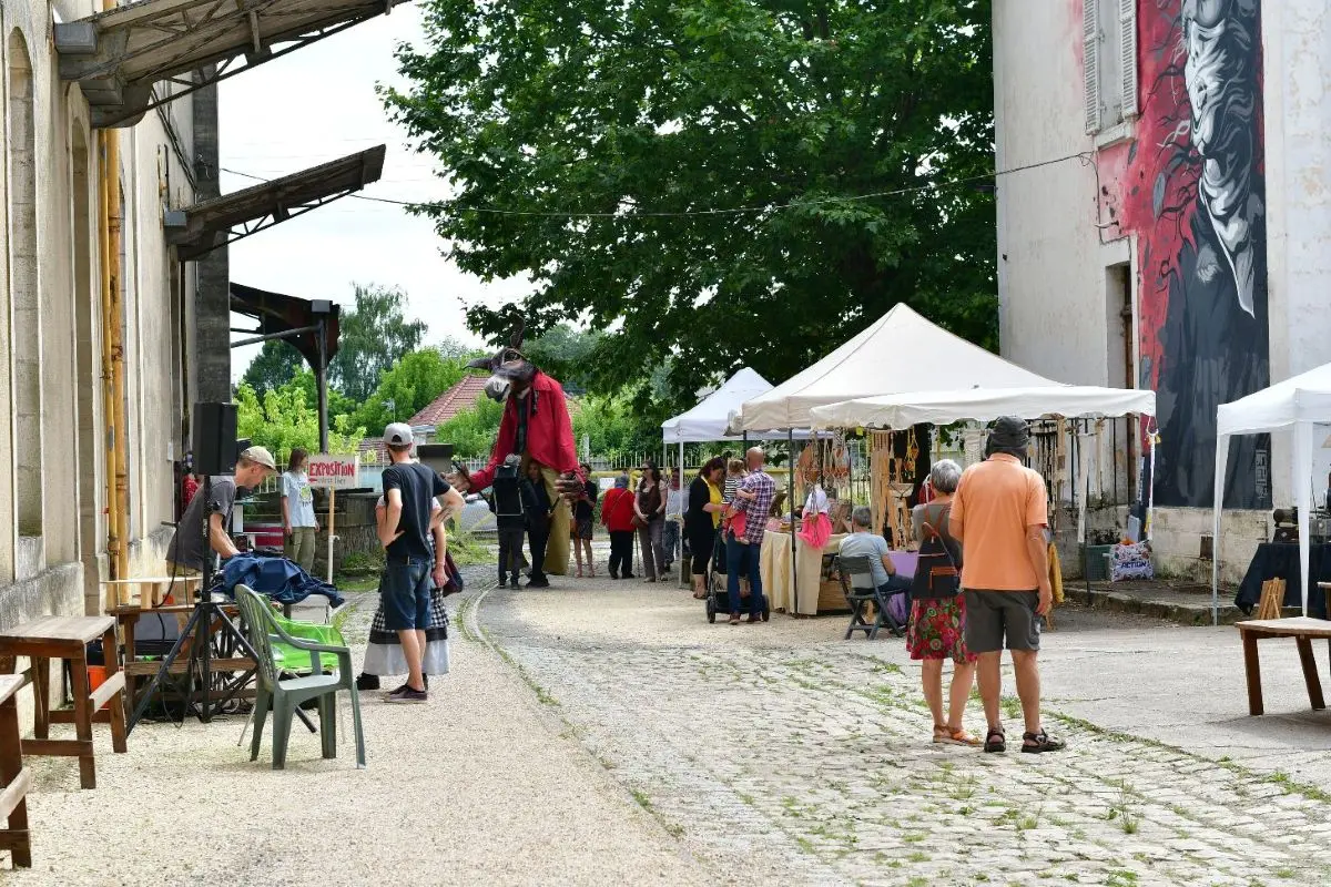 Marché de l'artisanat nocturne
