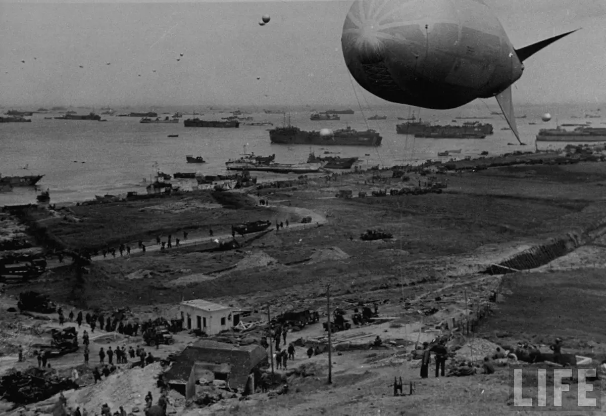 Marche de la liberté  Sur les pas des américains-Omaha Beach-Saint-Laurent-sur-Mer