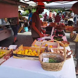 Marché de Marval
