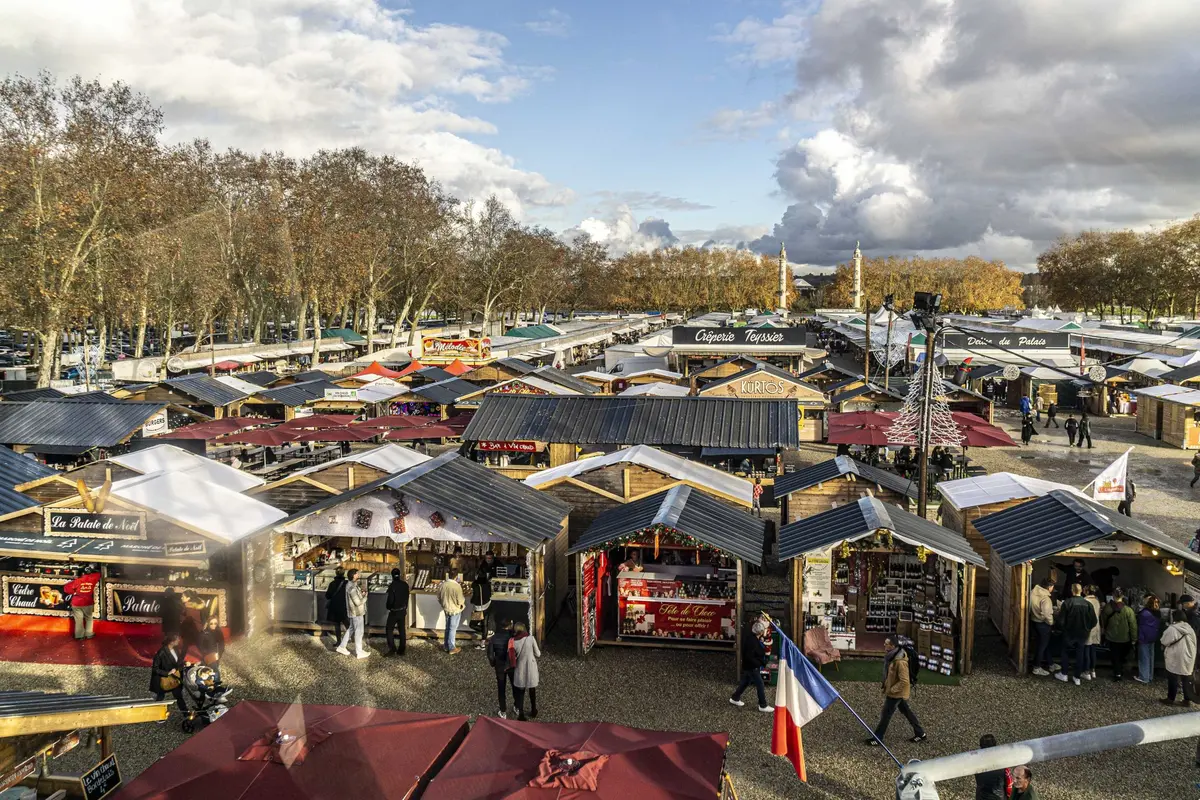 Les stands du marché de Noël de Bordeaux