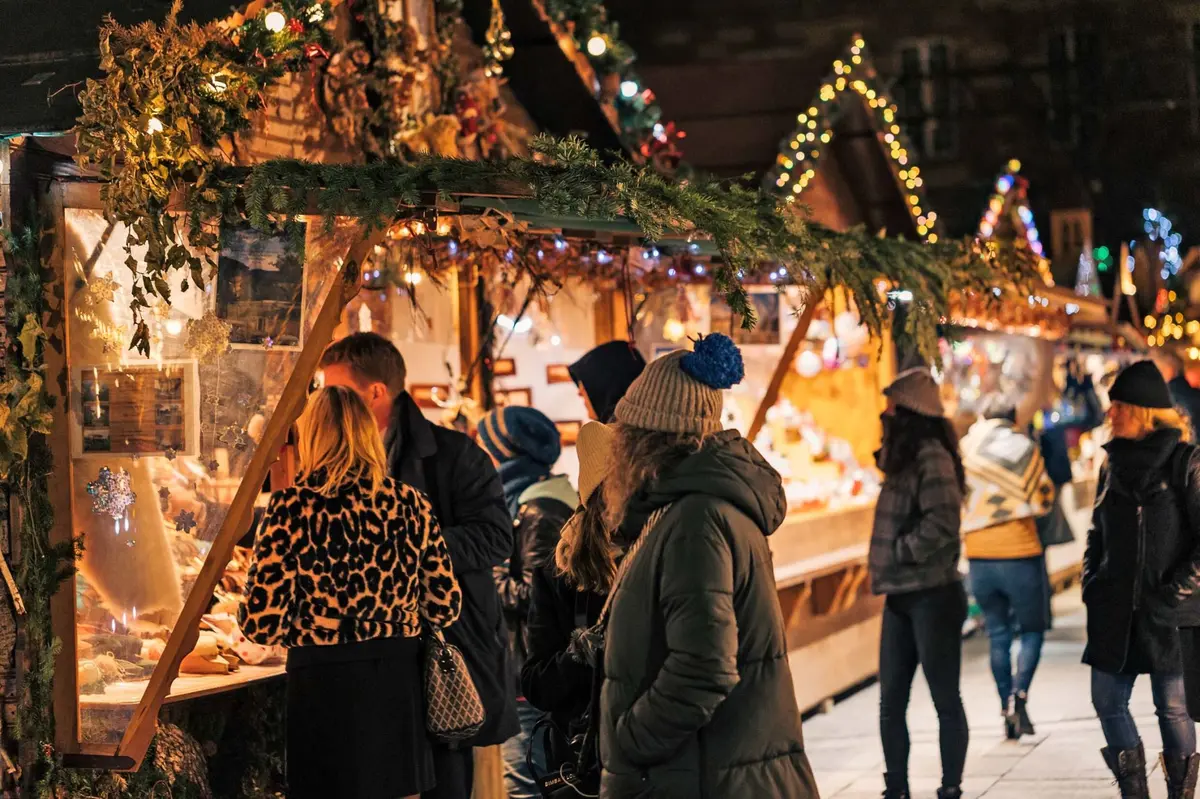 Marché de Noël autour de la Cathédrale