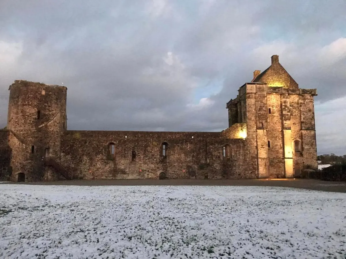 Marché de noël, concert et spectacle de feu