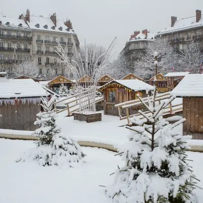Marché de Noël de Grenoble 2025