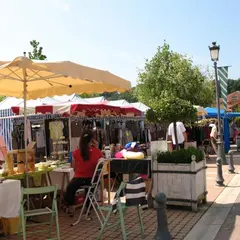 Marché de nuit à Eugénie-les-Bains