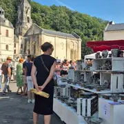 Marché de potiers : Au fil de l'eau
