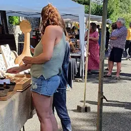 Marché de producteurs et artisans locaux à Thédirac
