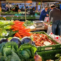 Marché de Saint Maurice Sur Fessard
