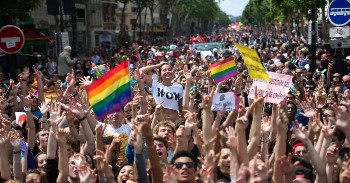 Marche des fiertés Paris