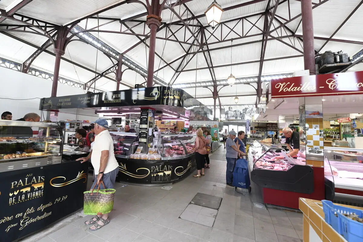 Marché Des Halles De Mèze