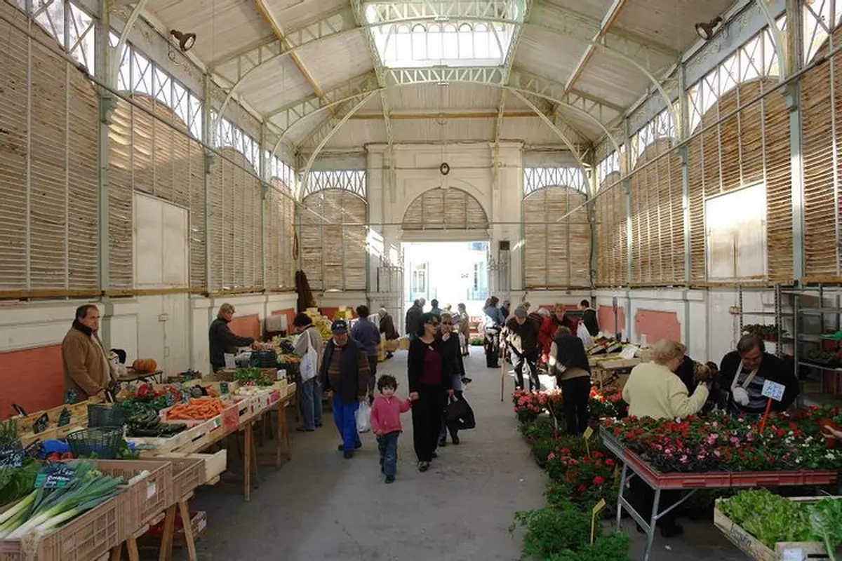 Marché Des Halles De Poussan