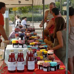 Marché des producteurs de Pays à Saint Mathieu