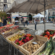 Marché des producteurs et créateurs locaux