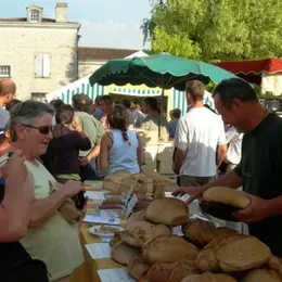 Marché des producteurs - Les Trois-Moutiers