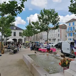 Marché du samedi à Verteillac