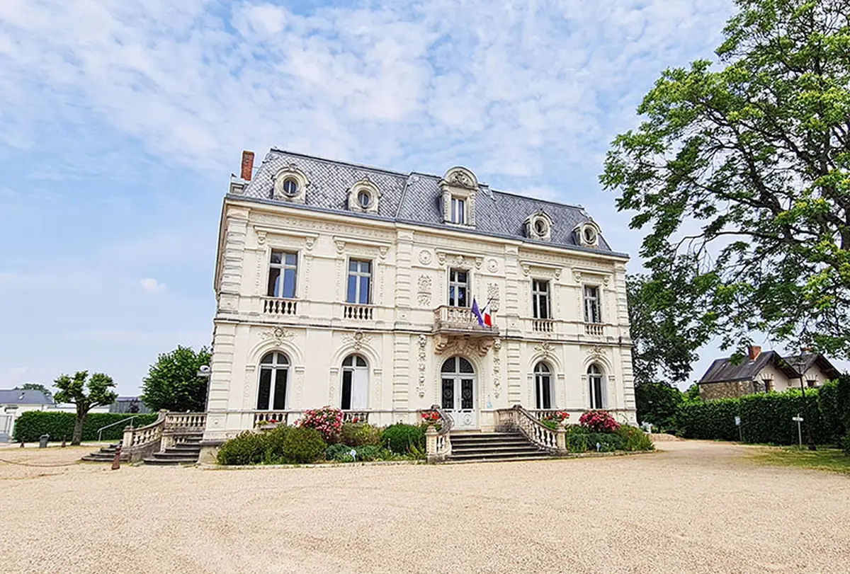 Marché entre nature et patrimoine : sur les traces de l'histoire de Sepmes