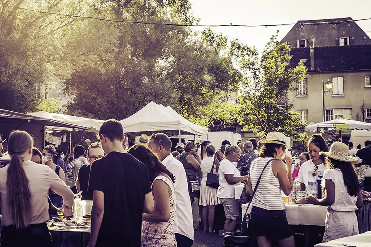 Marché festif de Saint-Yrieix 2026