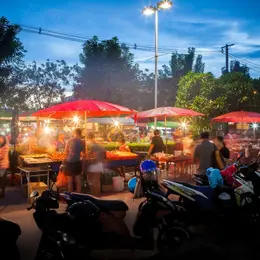 Marché gourmand à Virsac
