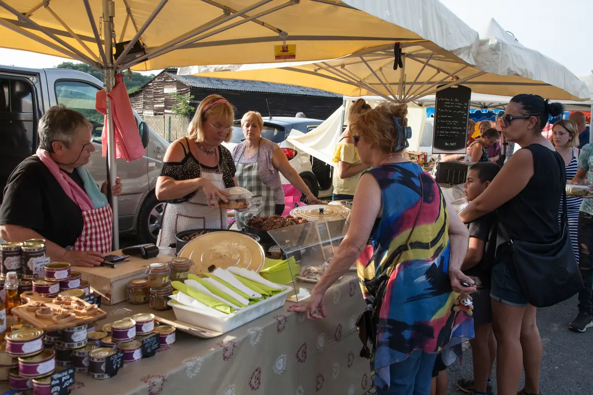 Marché gourmand de Saint-Crépin-et-Carlucet