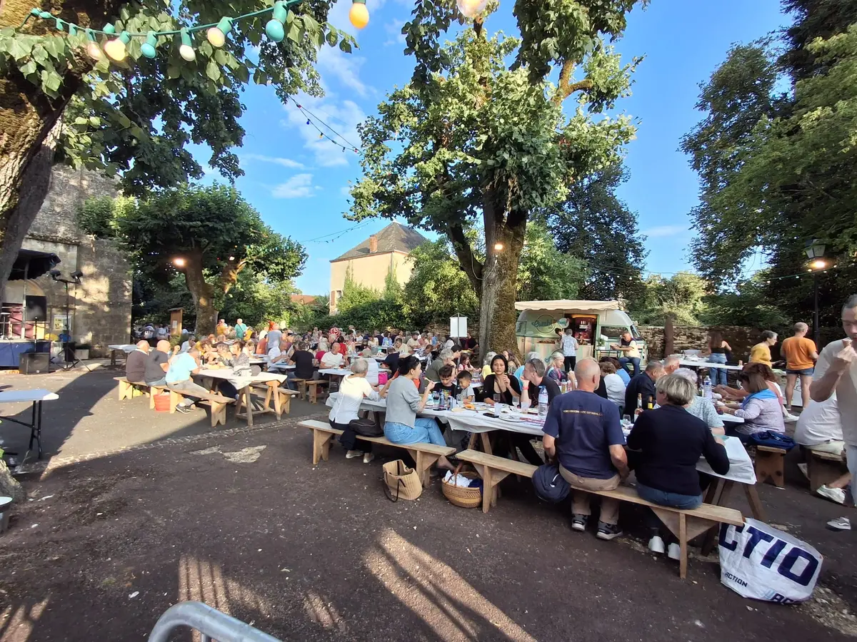 Marché gourmand musical à Pomarède
