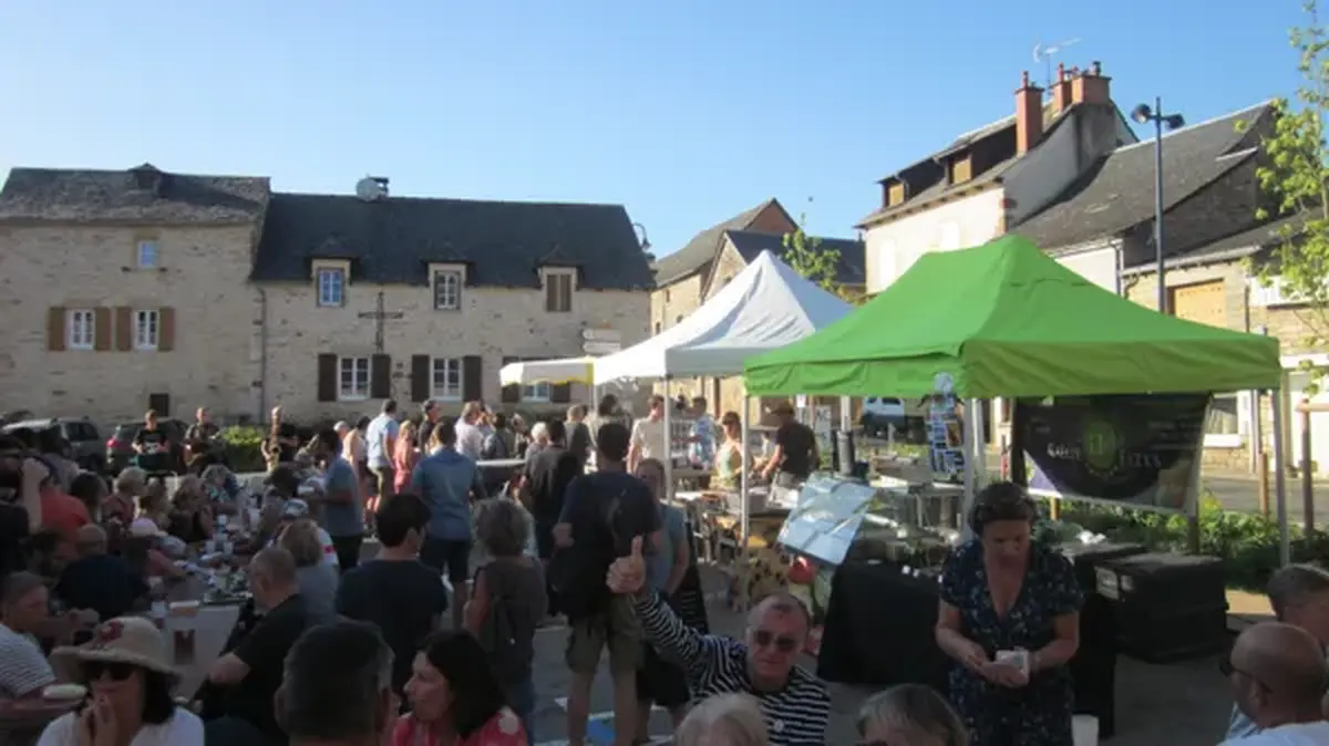 Marché gourmand nocturne