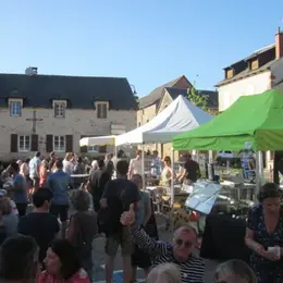 Marché gourmand nocturne