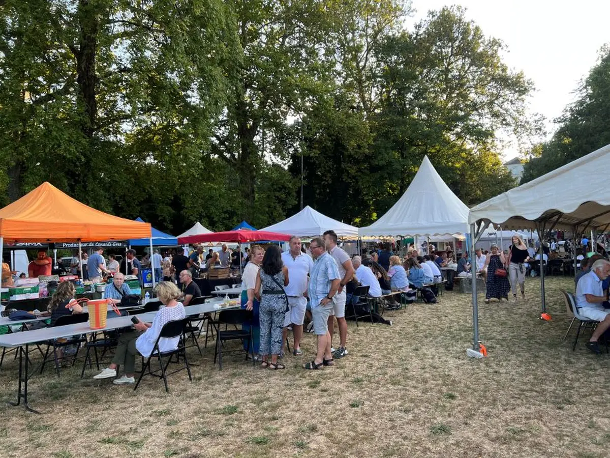 Marché gourmand : vin, gastronomie, artisanat