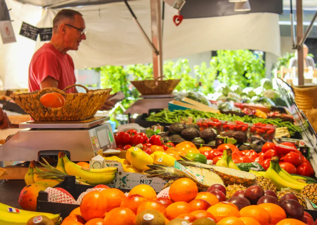 Marché hebdomadaire de La Tour Blanche Cercles