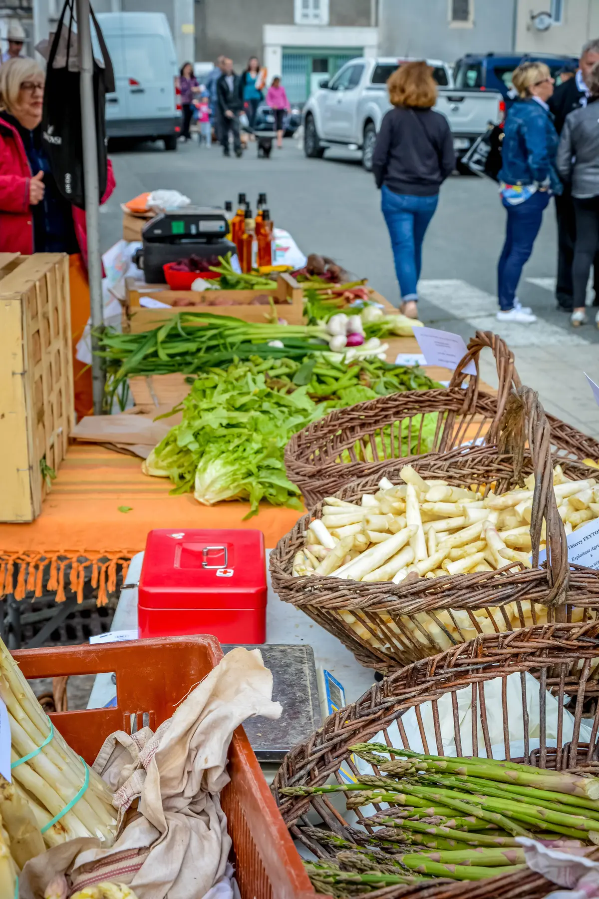 Marché hebdomadaire de Tocane Saint-Apre