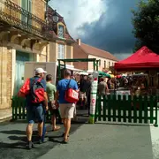 Marché hebdomadaire du lundi à Sainte-Alvère